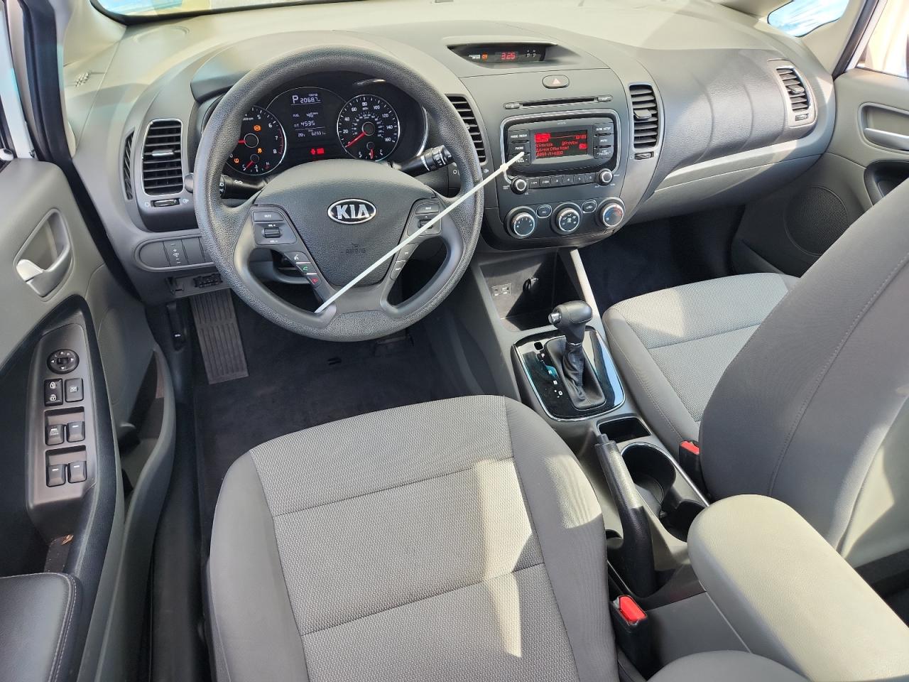 Kia Forte Lx Image 8