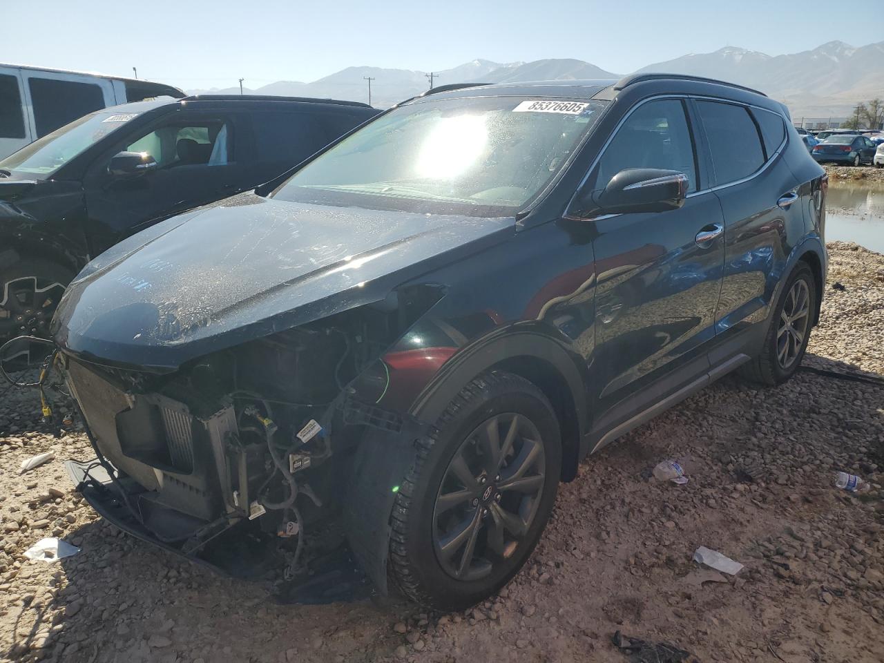 Hyundai SANTA FE Image 1