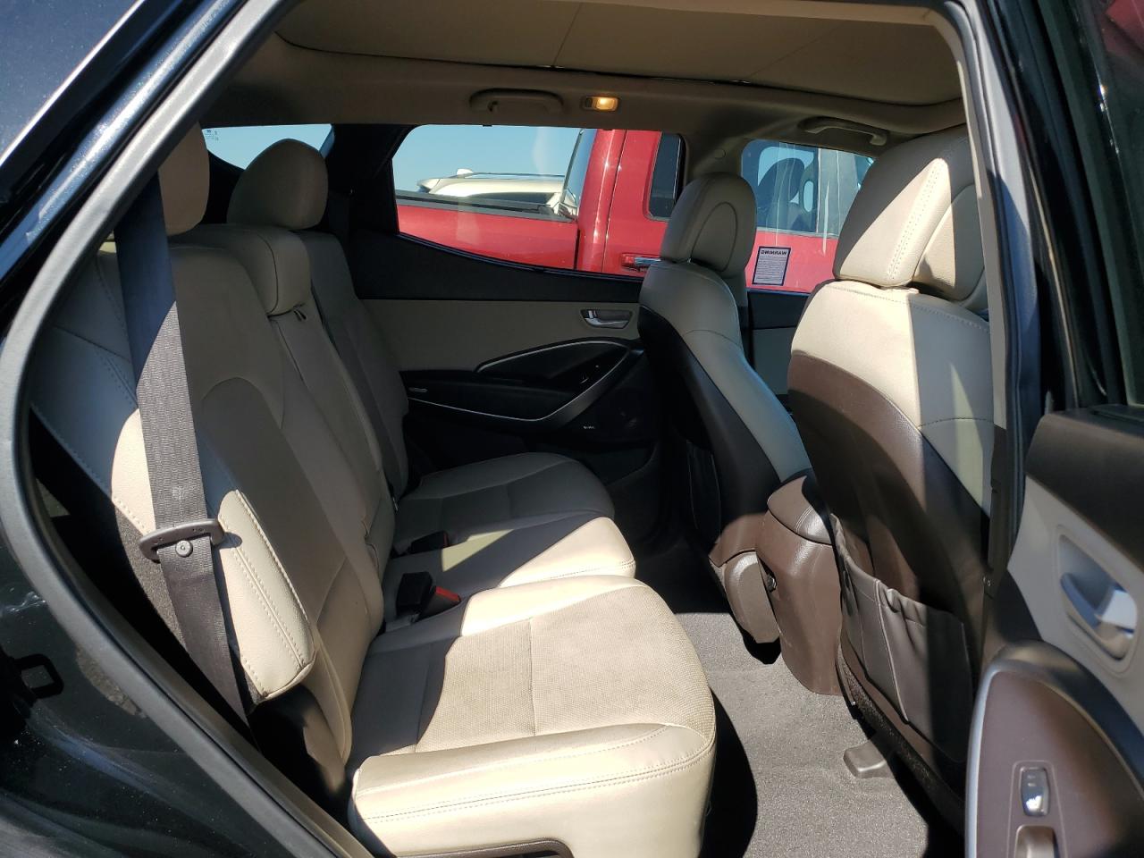 Hyundai SANTA FE Image 10