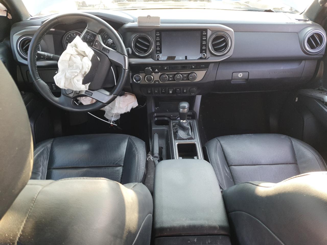 Toyota Tacoma Double Cab Image 2