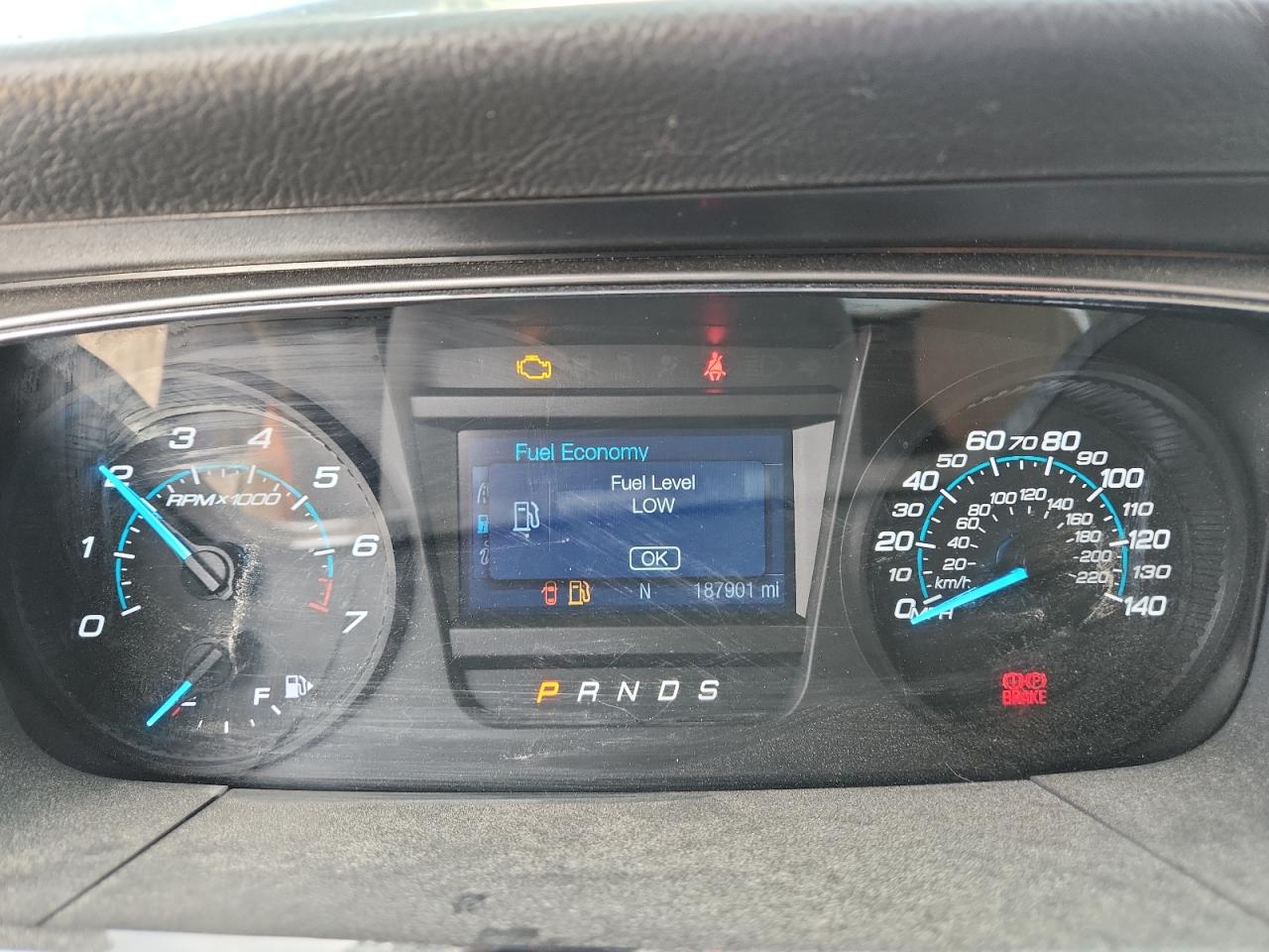 Ford Taurus Sel Image 10