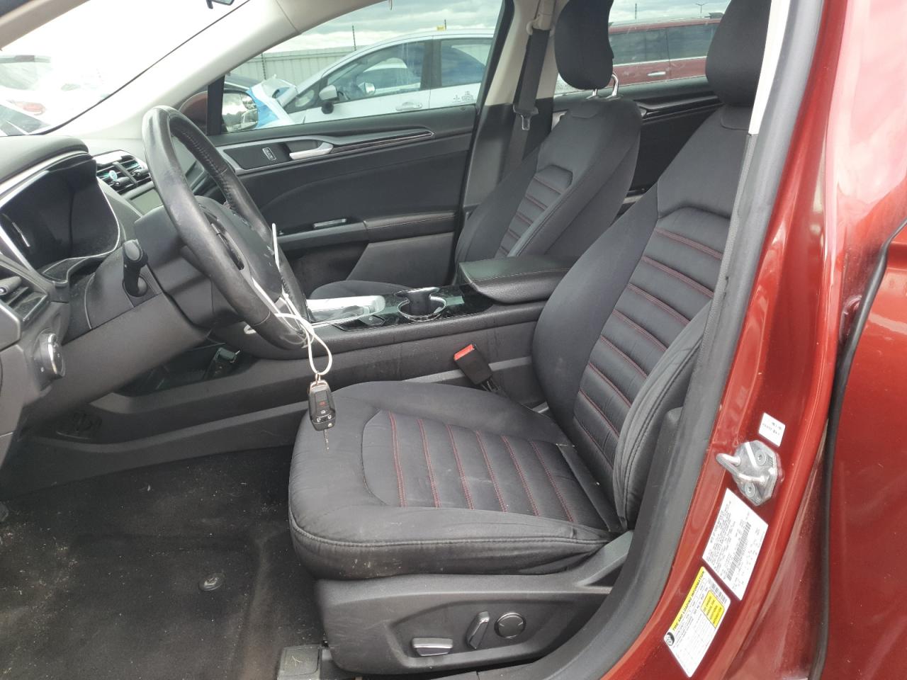 Ford Fusion Se Image 3