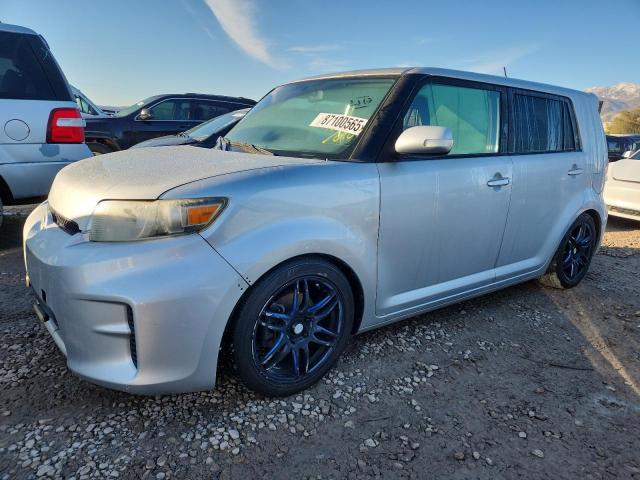  Salvage Toyota Scion