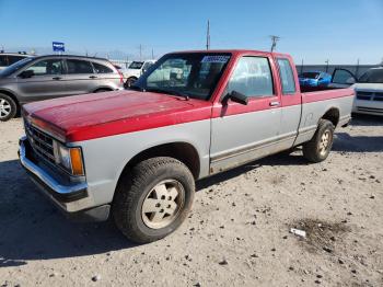  Salvage Chevrolet S-10