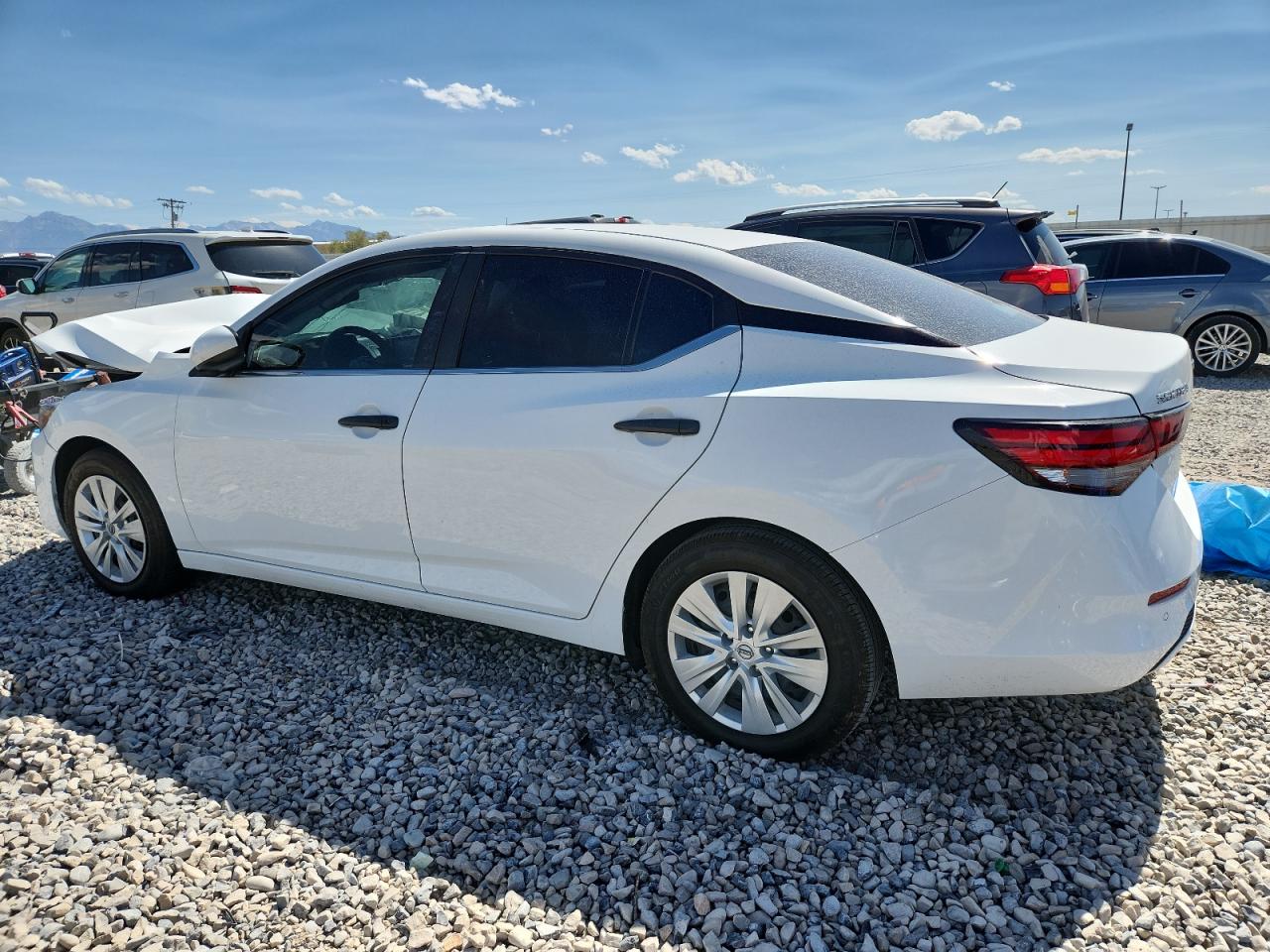 Nissan Sentra S Image 5