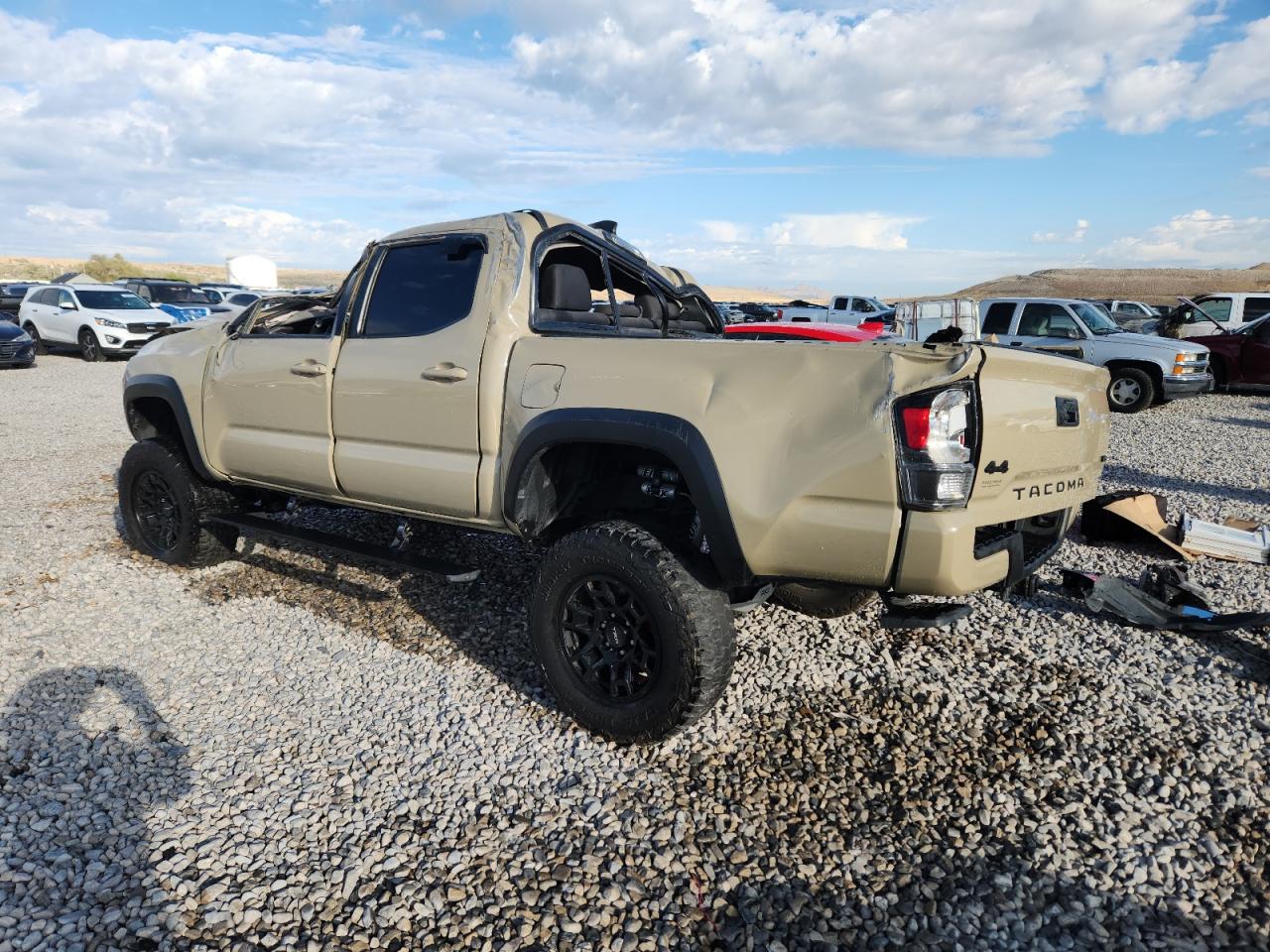 Toyota Tacoma Double Cab Image 13