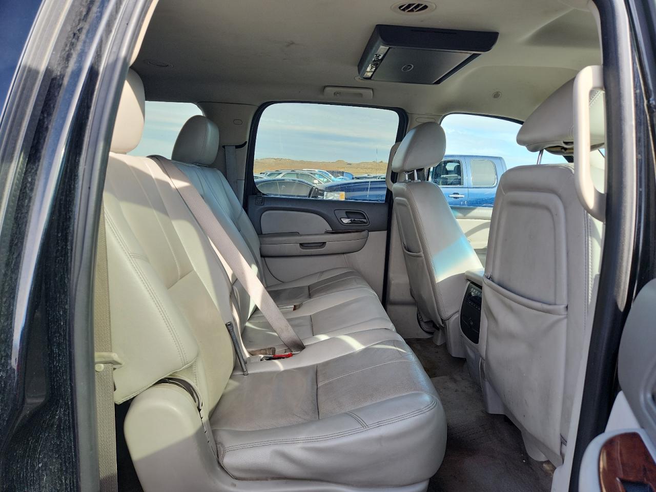 GMC Yukon K1500 Slt Image 8