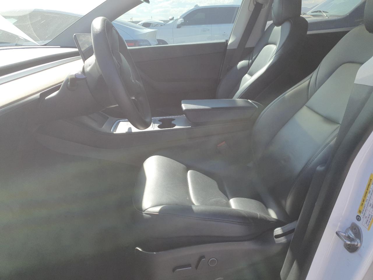 Tesla Model Y Image 7