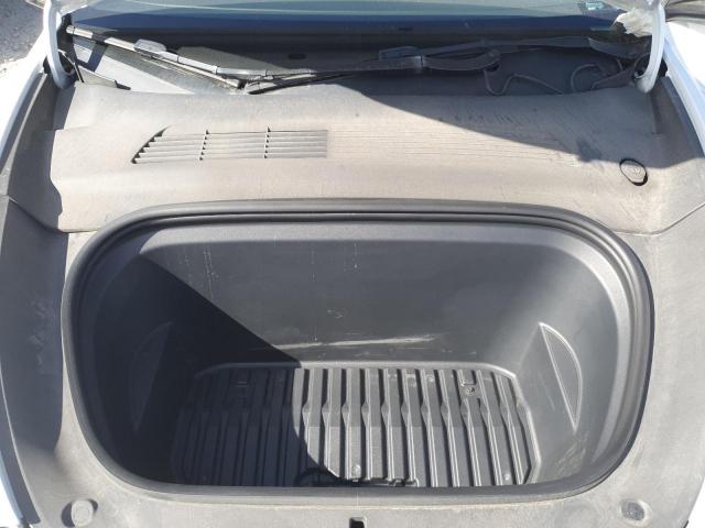 Tesla Model Y Image 11