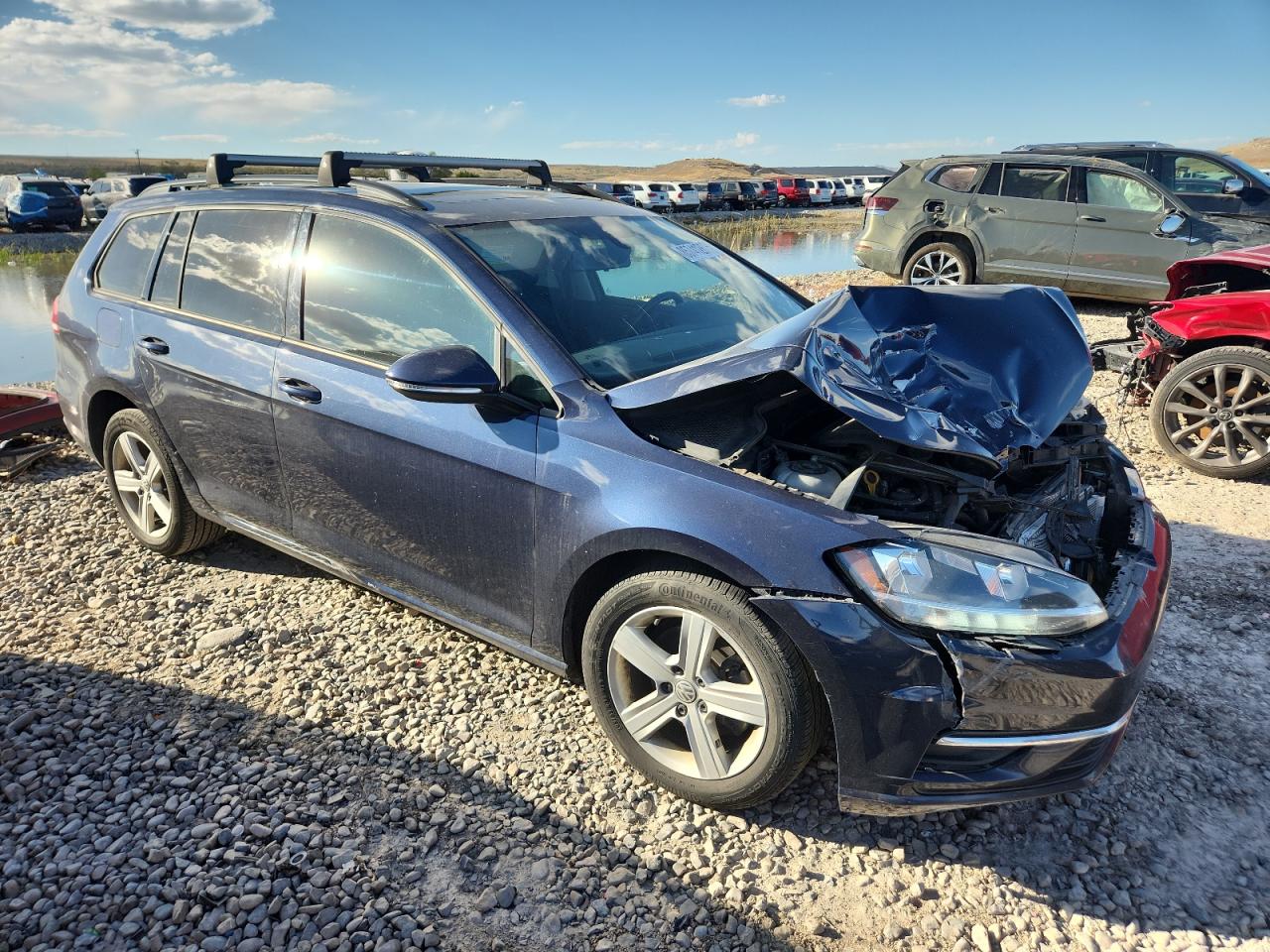 Volkswagen Golf S Image 2