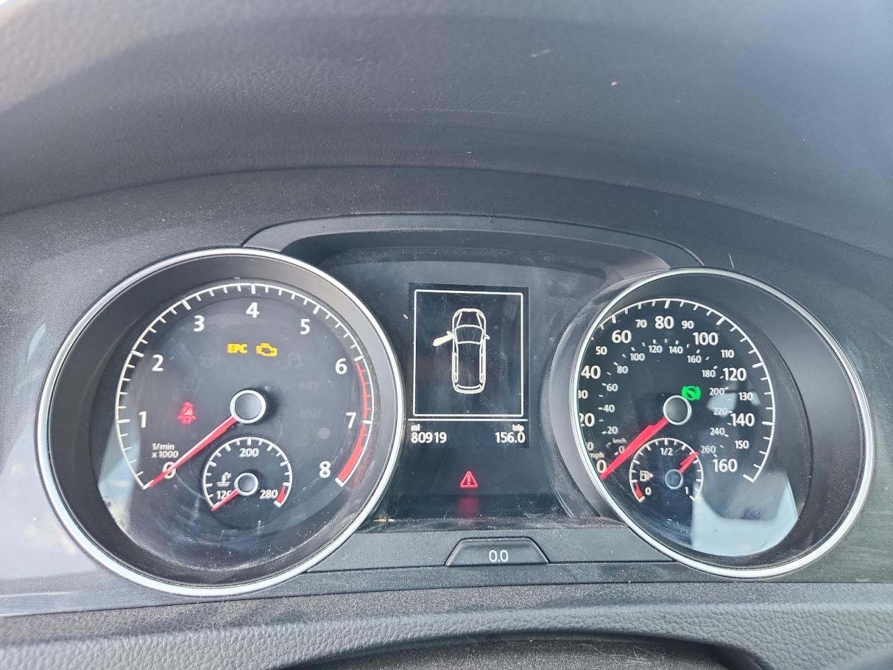 Volkswagen Golf S Image 8