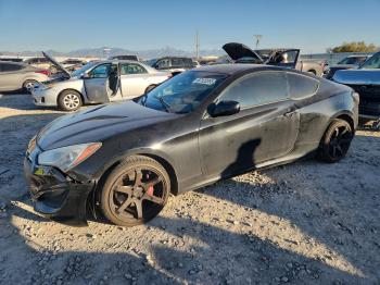  Salvage Hyundai Genesis