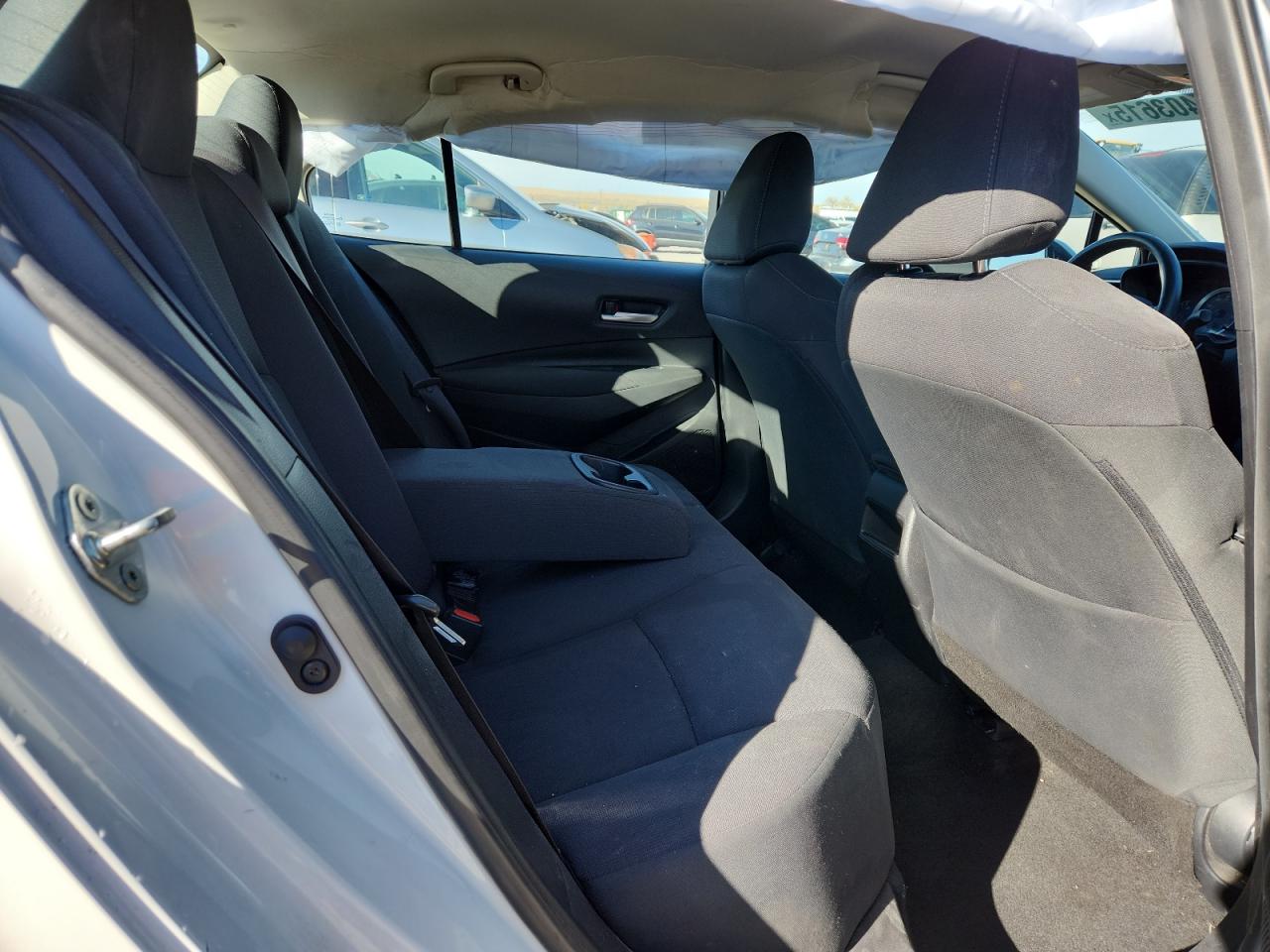 Toyota Corolla Le Image 10