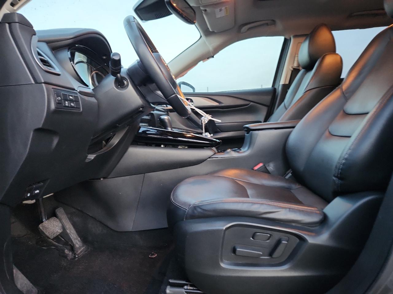 Mazda Cx Touring Image 2