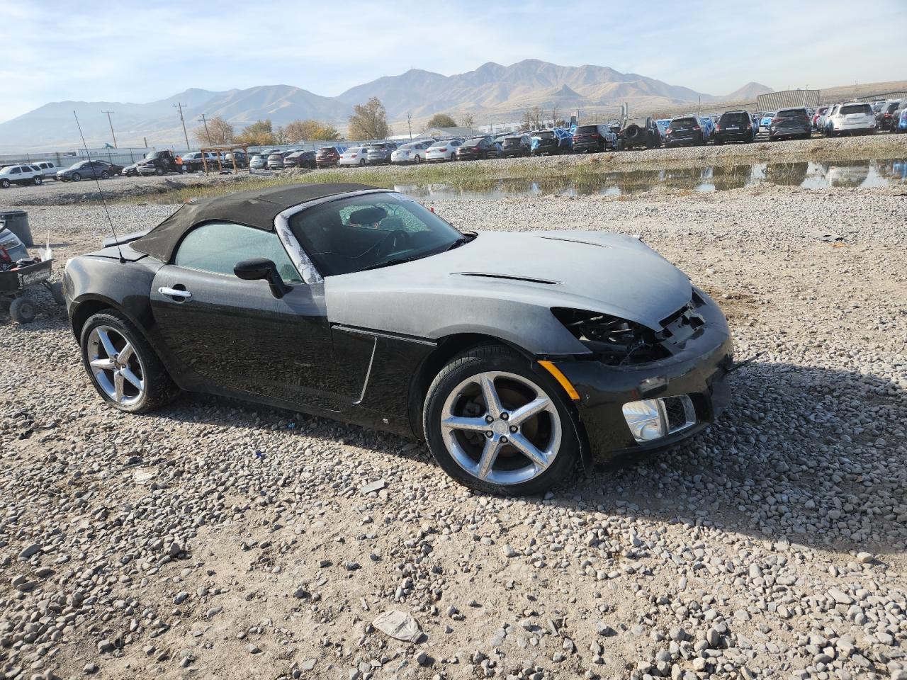 Saturn SKY Redline Image 3