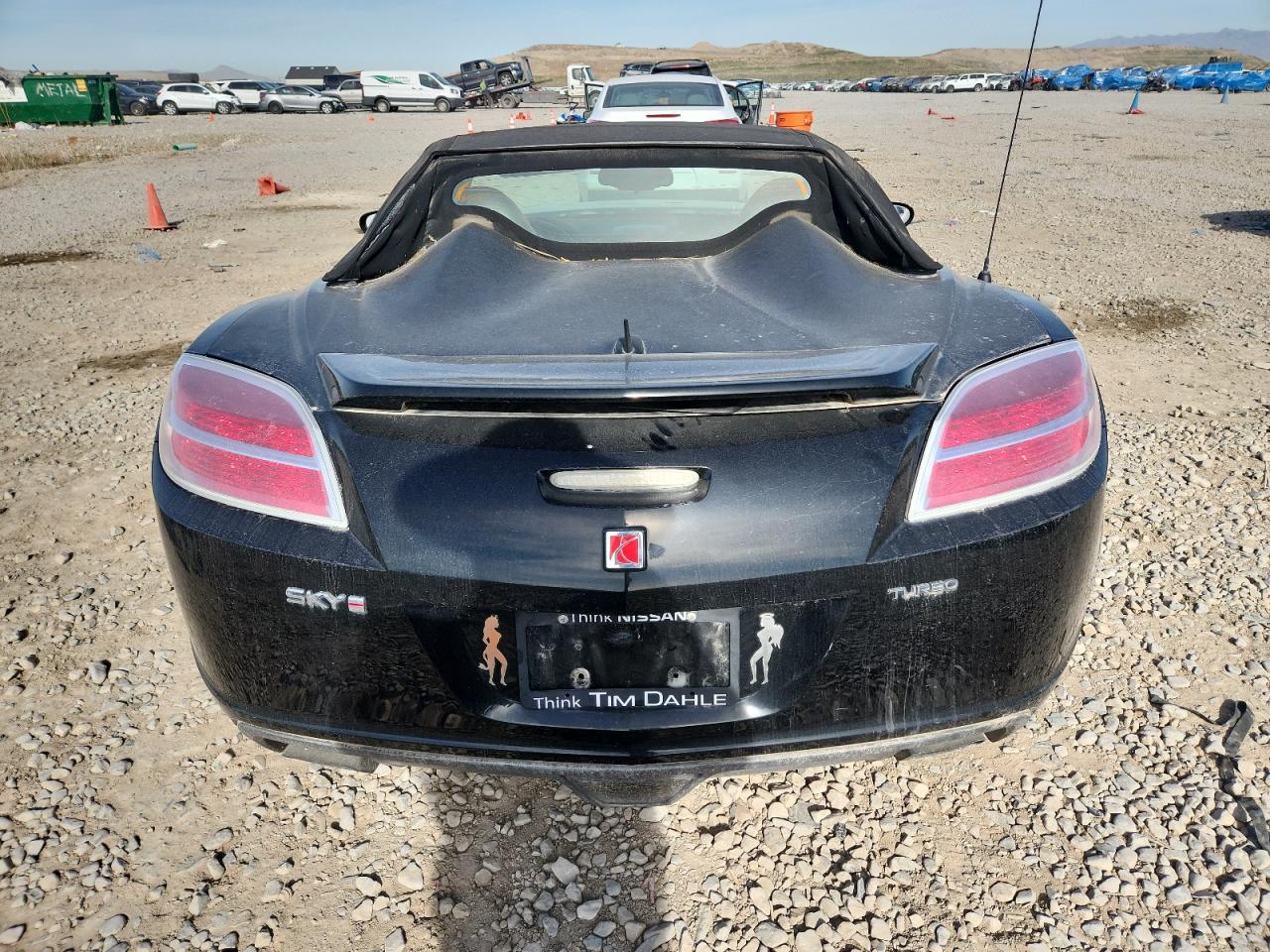 Saturn SKY Redline Image 10