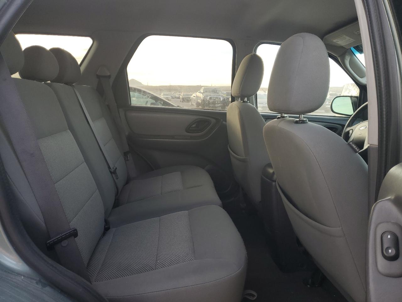 Ford Escape Xlt Image 7