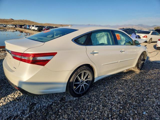 Toyota Avalon Xle Image 7