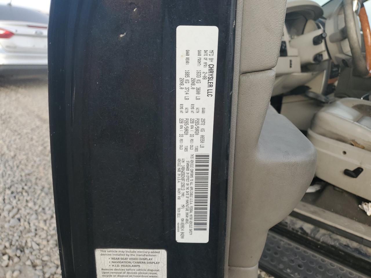 Chrysler Aspen Limited Image 8