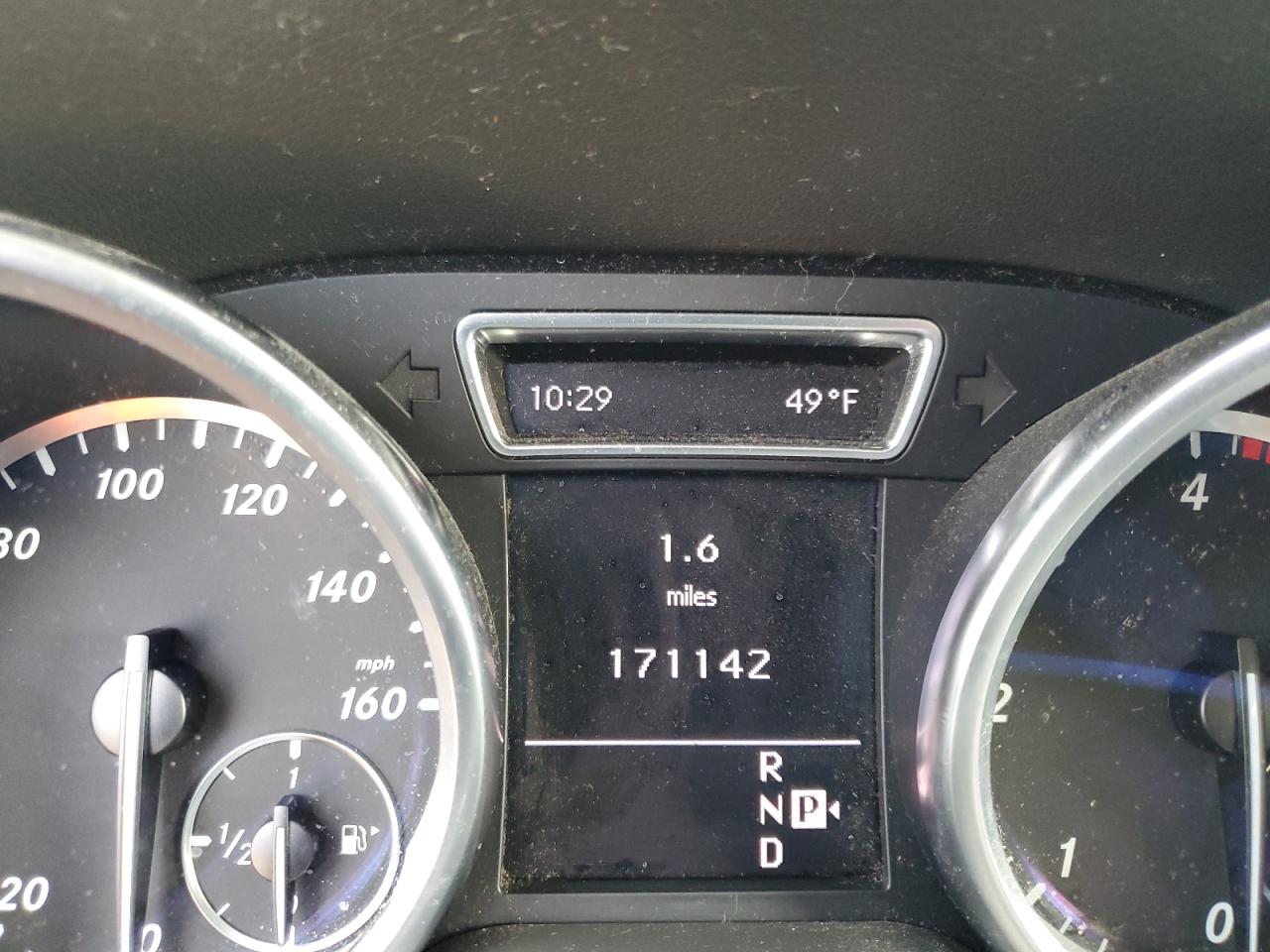 Mercedes-Benz M-Class 350 Bluetec Image 4