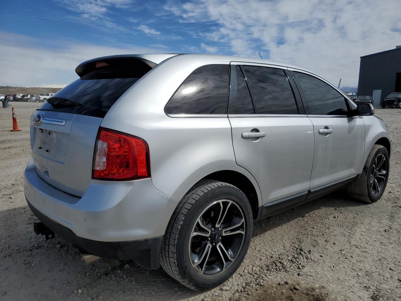 Ford Edge Limited Image 12