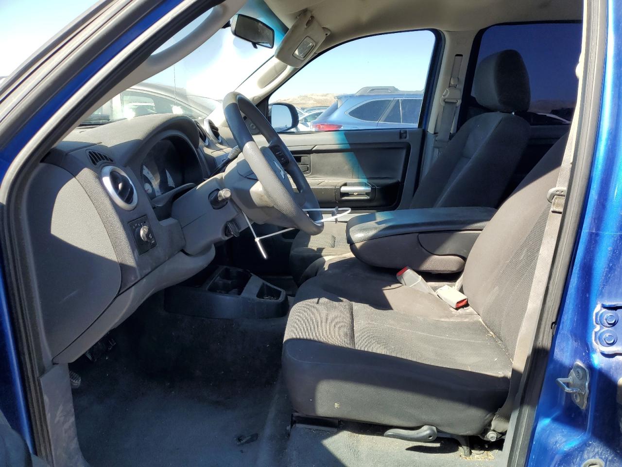 Mitsubishi Raider Ls Image 7