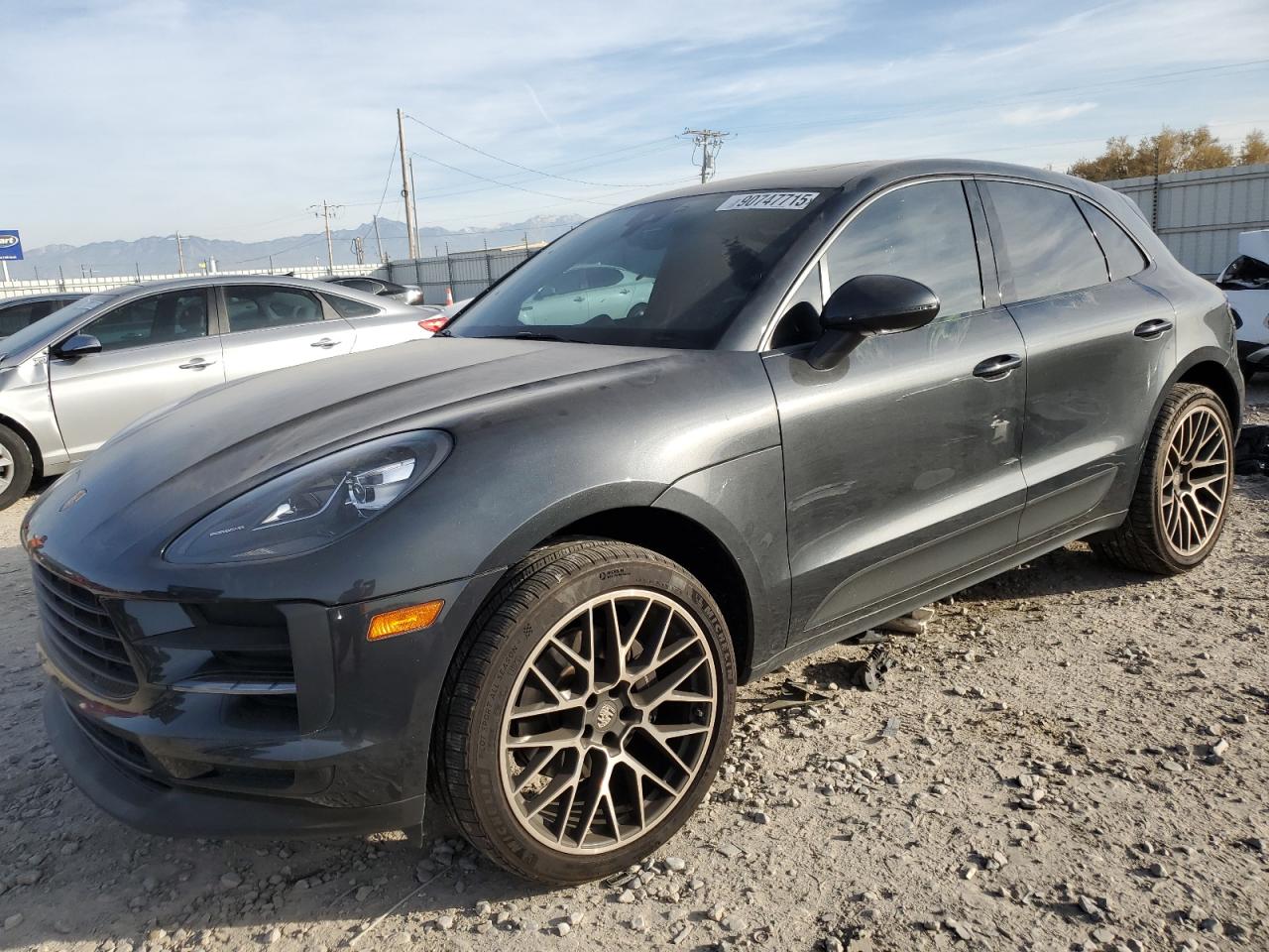 Porsche Macan Image 1