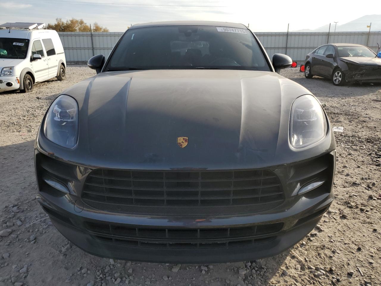 Porsche Macan Image 2
