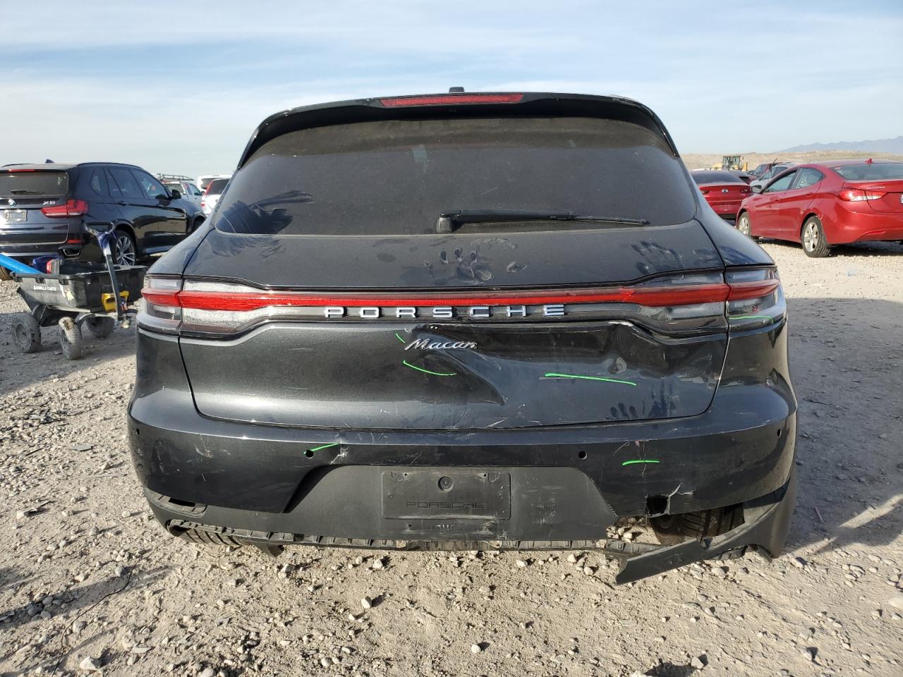 Porsche Macan Image 3