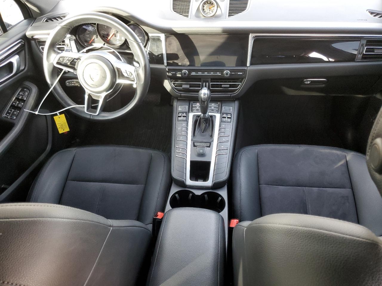 Porsche Macan Image 8