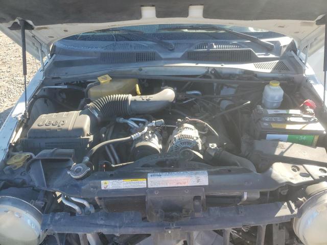 Jeep Liberty Sport Image 6