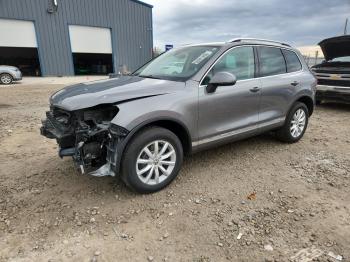  Salvage Volkswagen Touareg