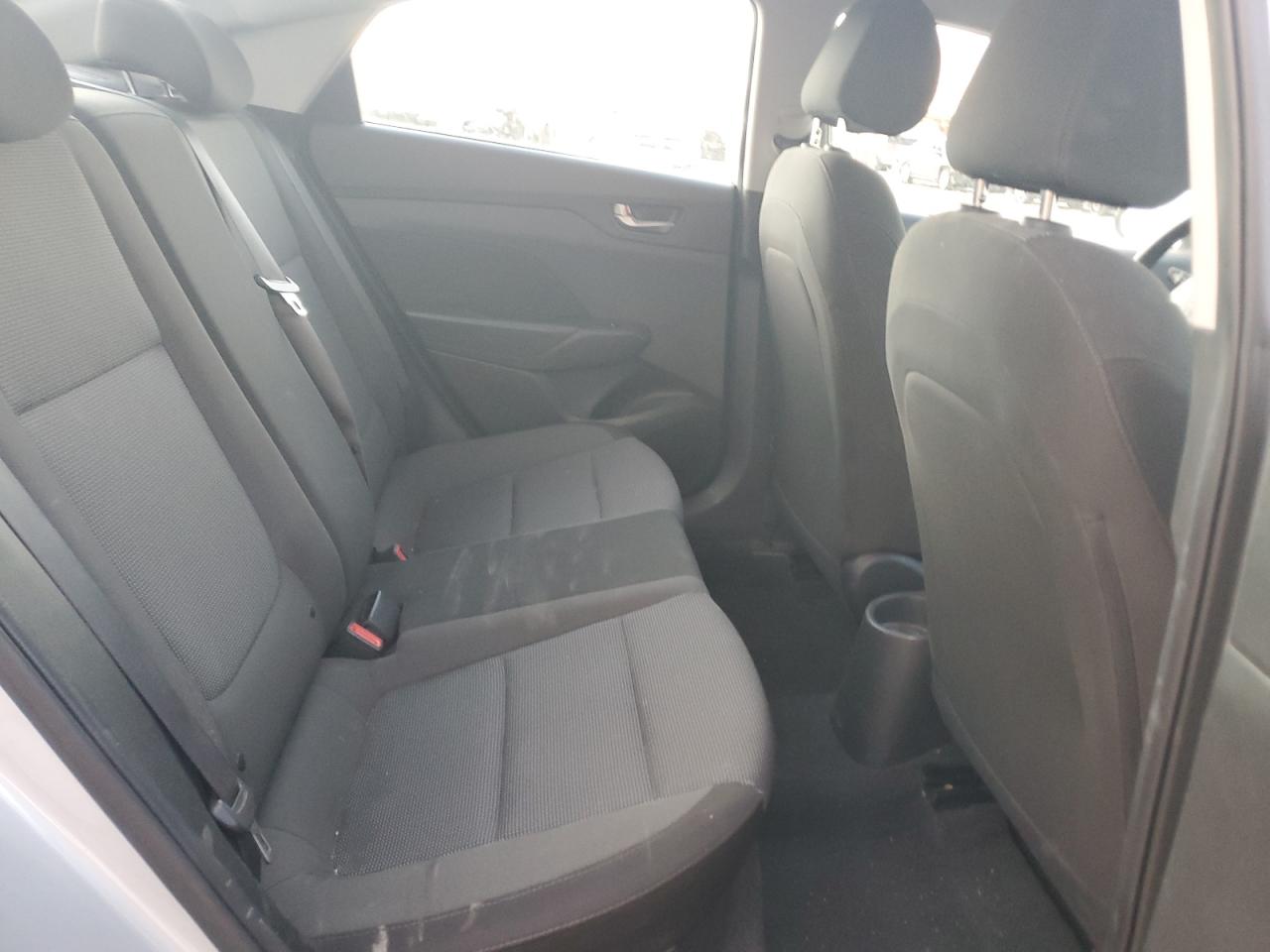 Hyundai ACCENT Se Image 7