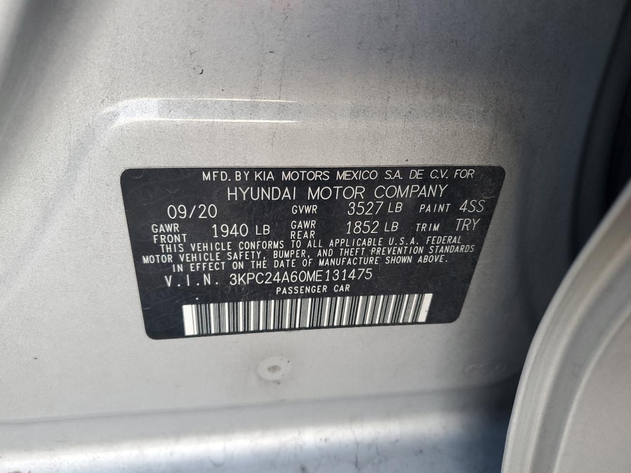 Hyundai ACCENT Se Image 12