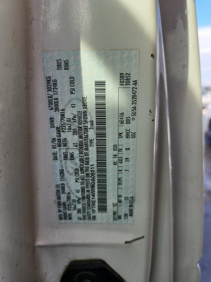 Ford Econoline E150 Van Image 6