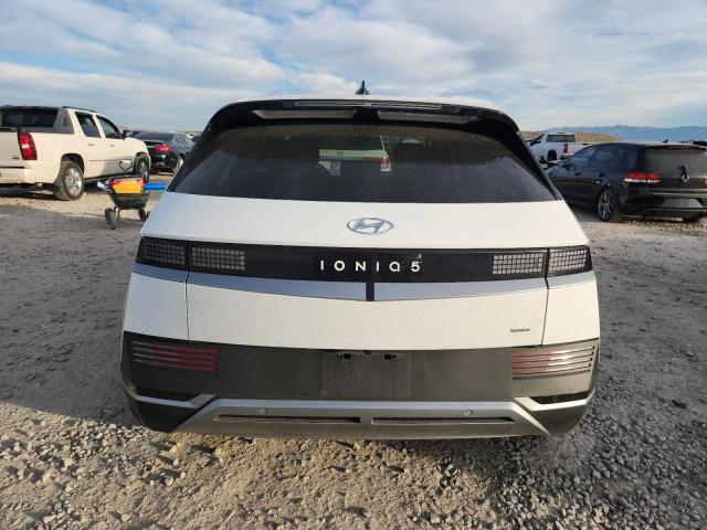 Hyundai Ioniq Se Image 5