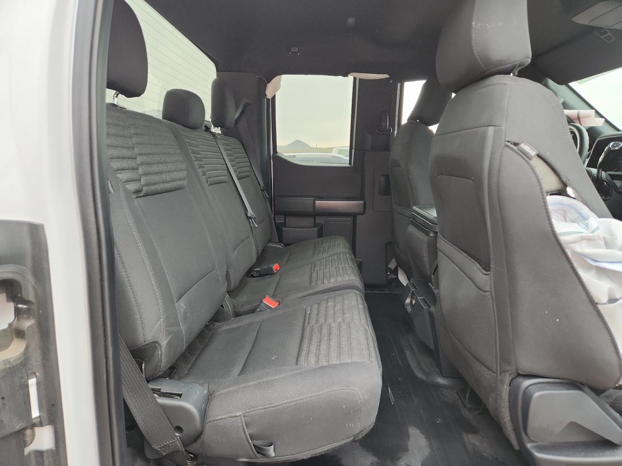 Ford F-150 Super Cab Image 8