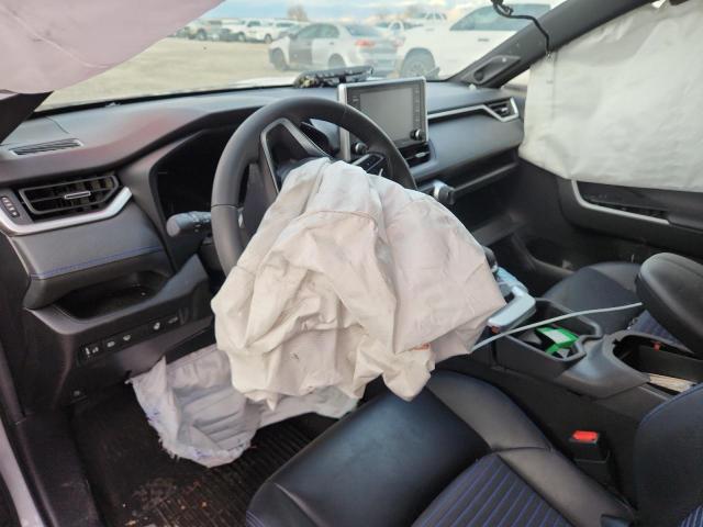 Toyota RAV4 Xse Image 11