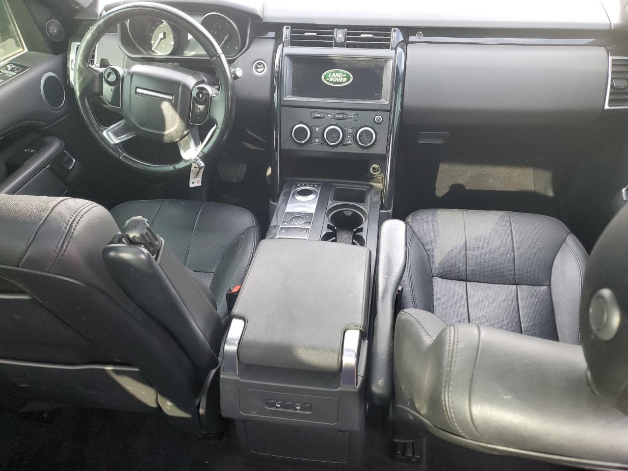 Land Rover Discovery Se Image 6