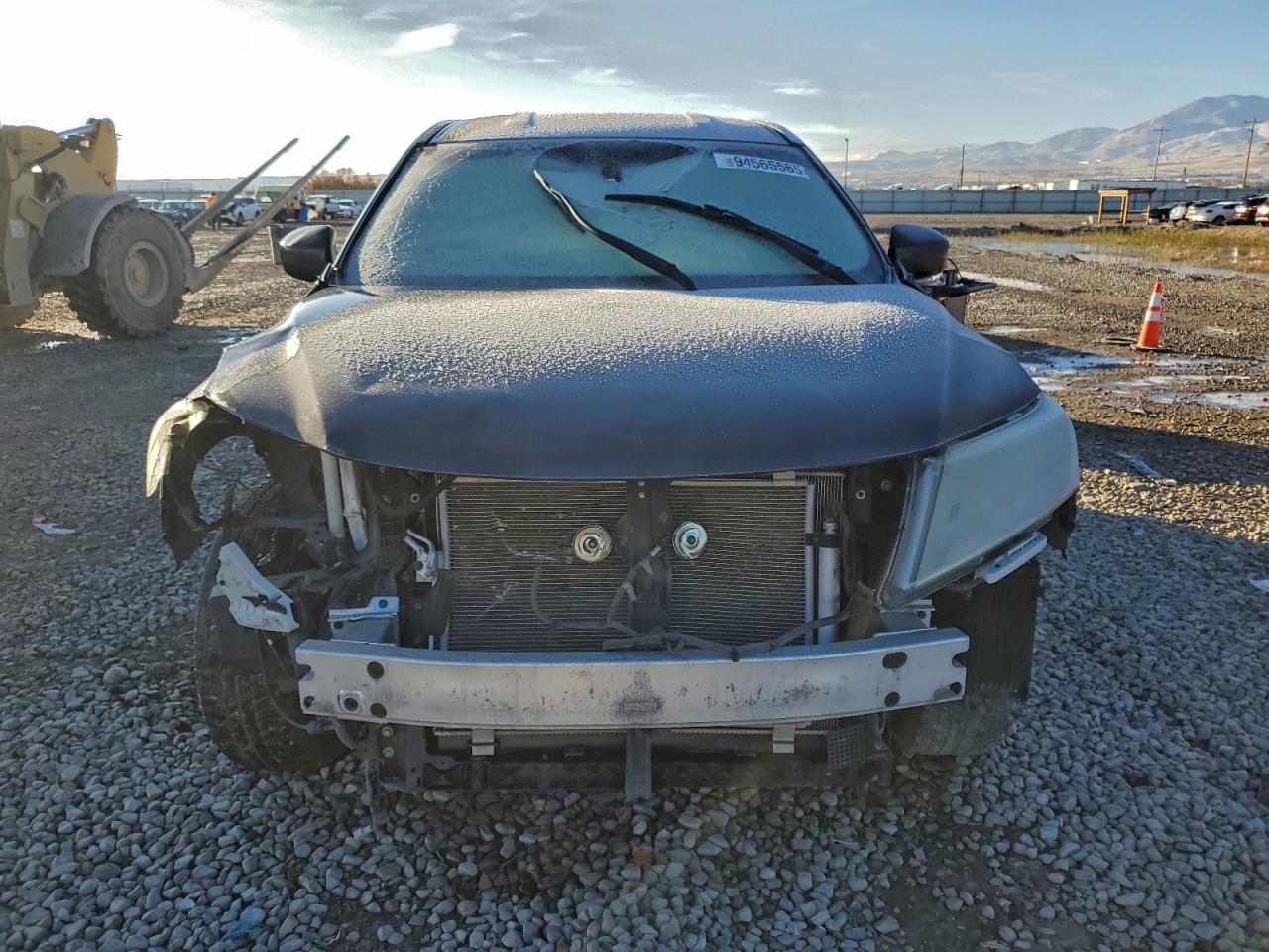 Nissan Pathfinder S Image 7