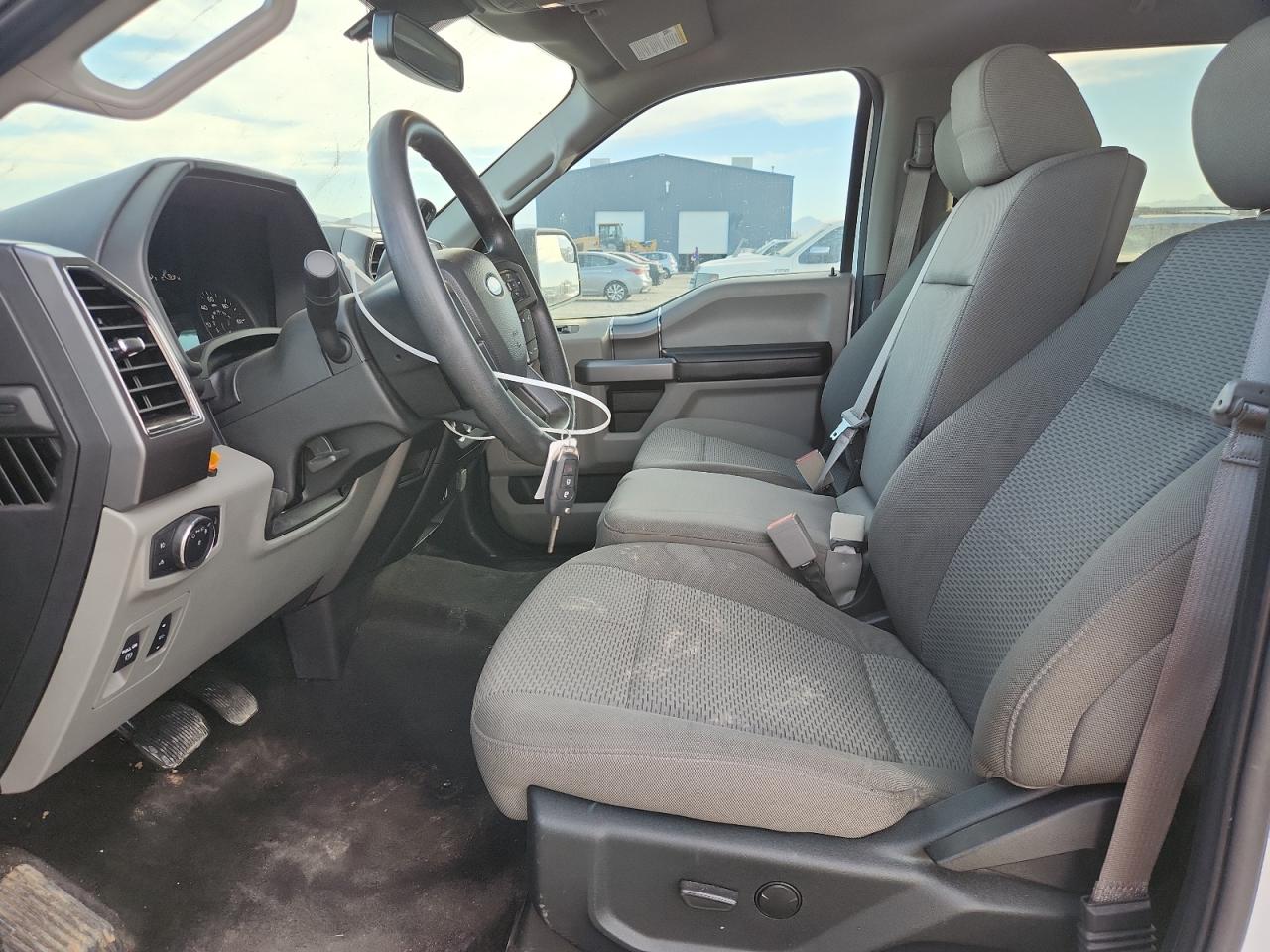 Ford F-150 Supercrew Image 5