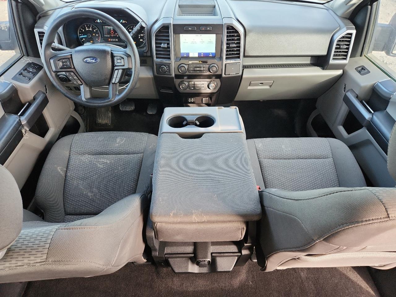 Ford F-150 Supercrew Image 6