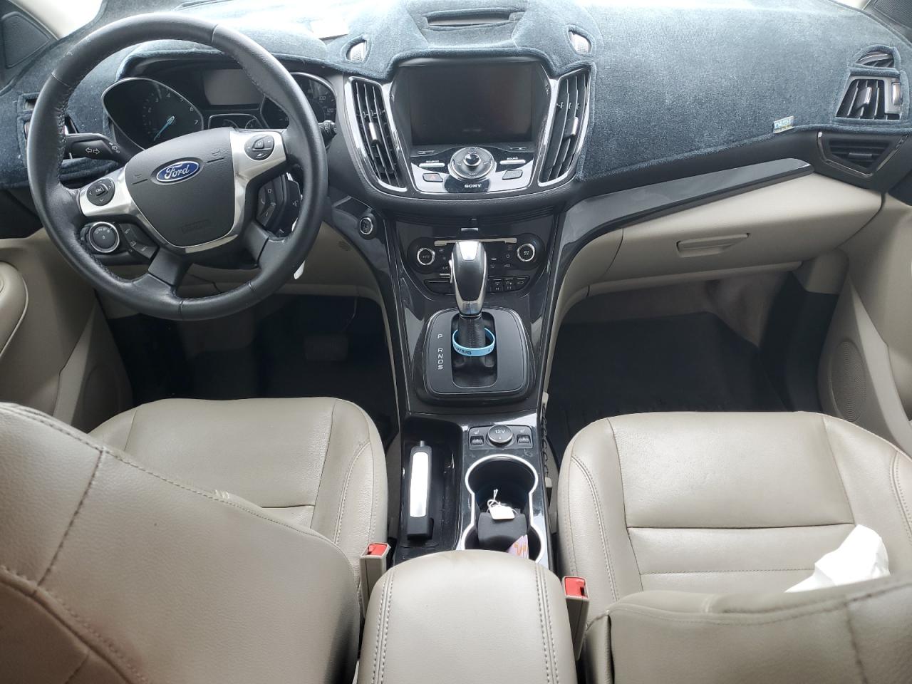 Ford Escape Titanium Image 4