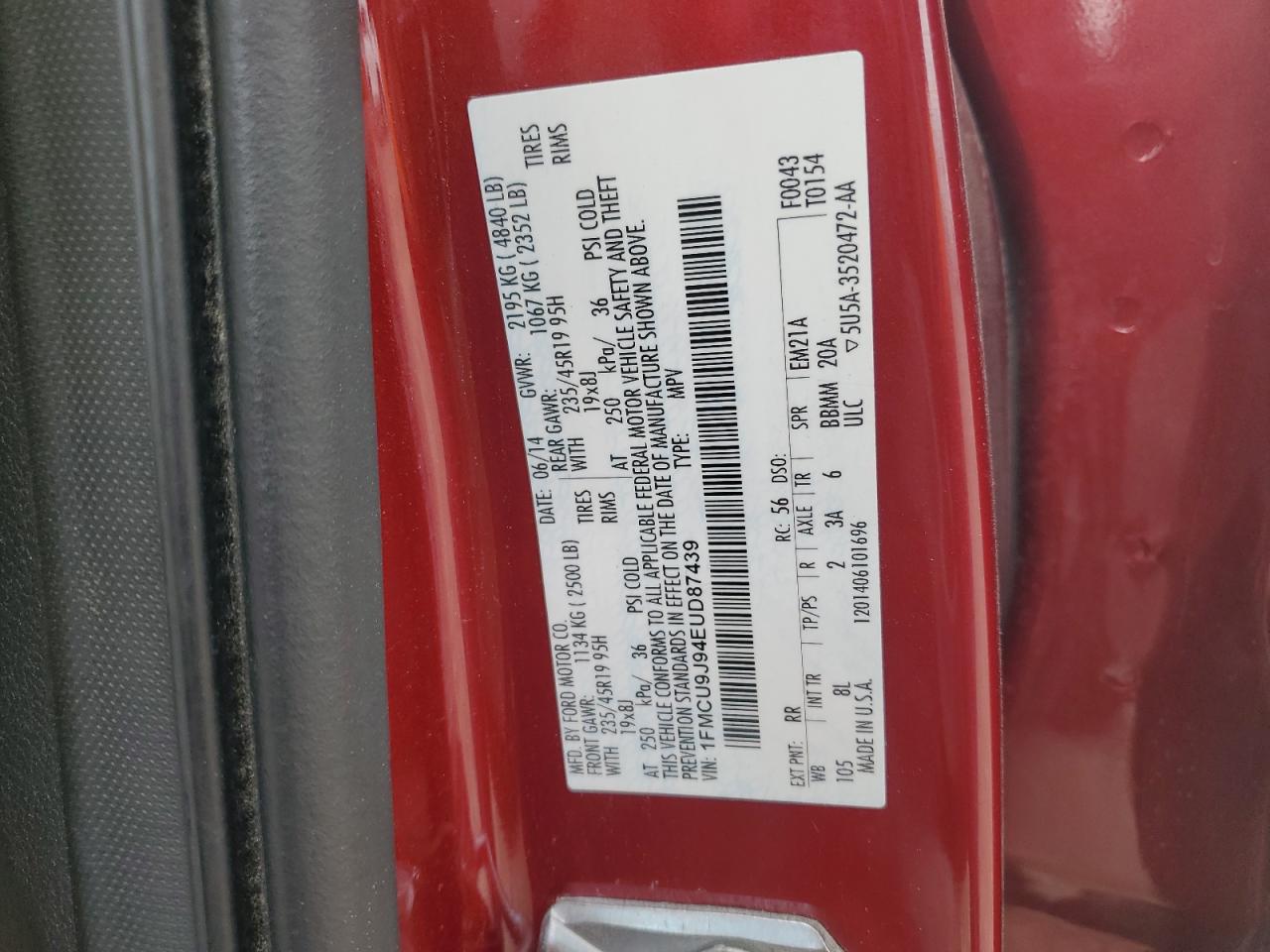 Ford Escape Titanium Image 2