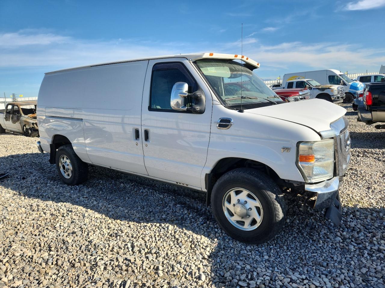 Ford Econoline E350 Super Duty Van Image 9