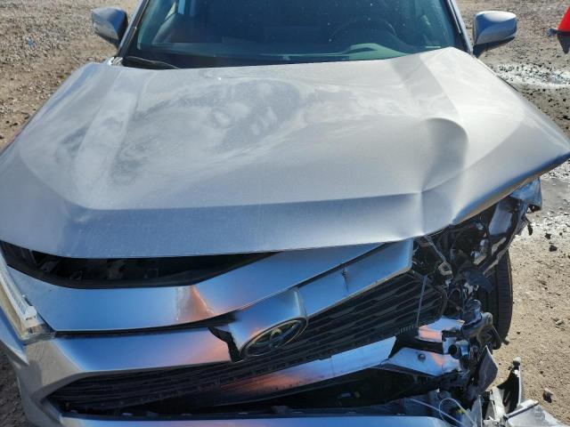 Toyota RAV4 Xle Image 6