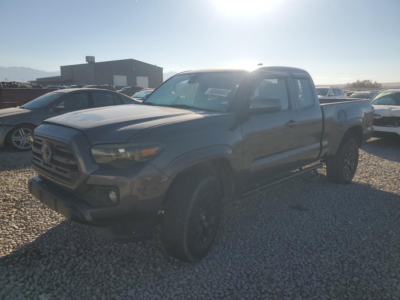 Toyota Tacoma Access Cab Image 1