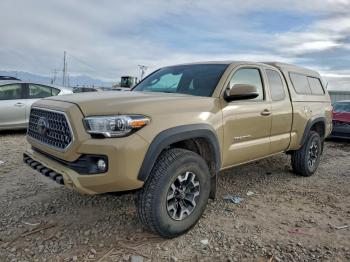  Salvage Toyota Tacoma