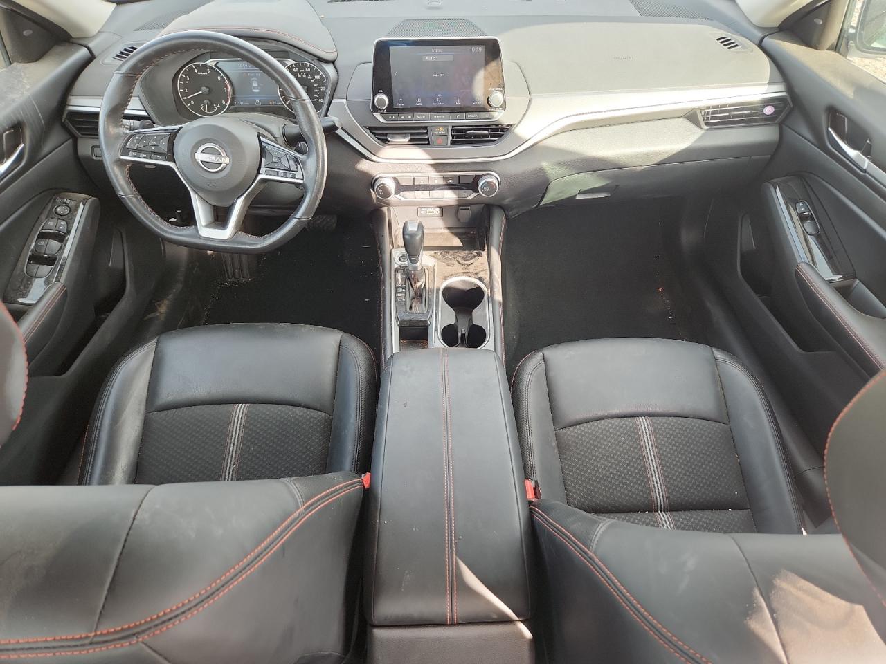 Nissan Altima Sr Image 6