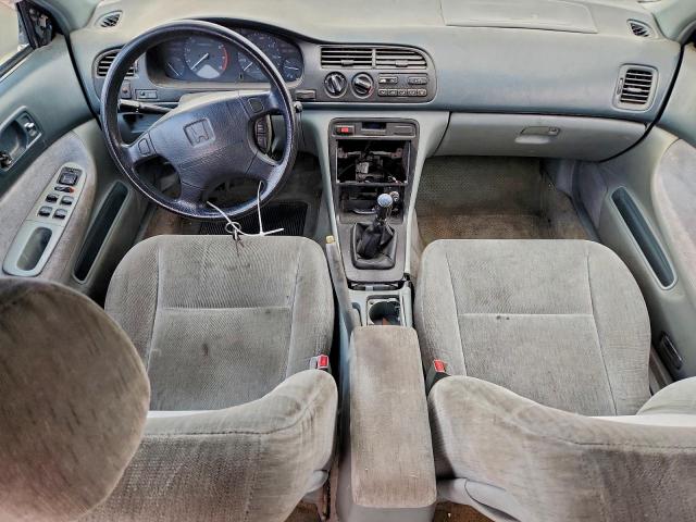 Honda Accord Lx Image 8